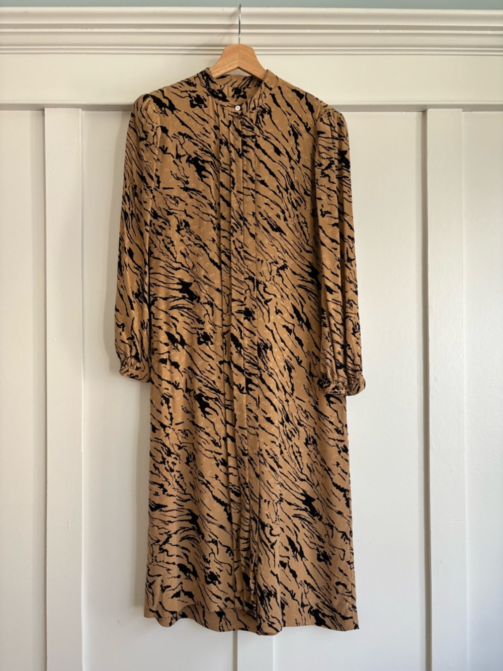 Vintage silk Printed Long Sleeve Midi Dress